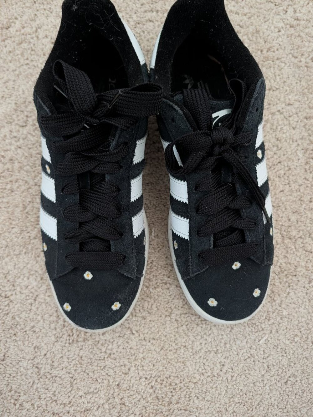 Ladies Campus Suede Daisy Sneakers